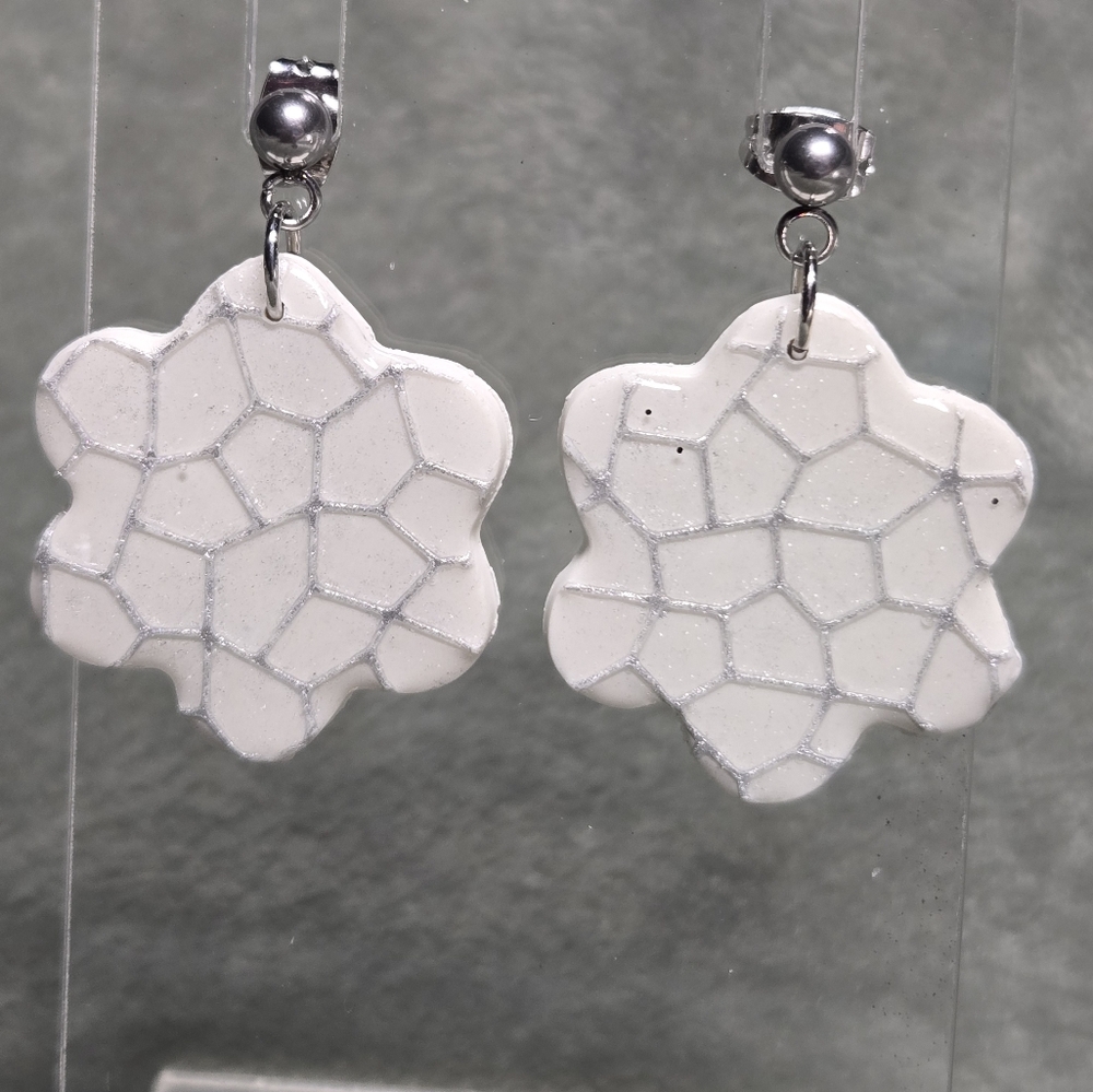#209- Artisan White Floral Earrings
